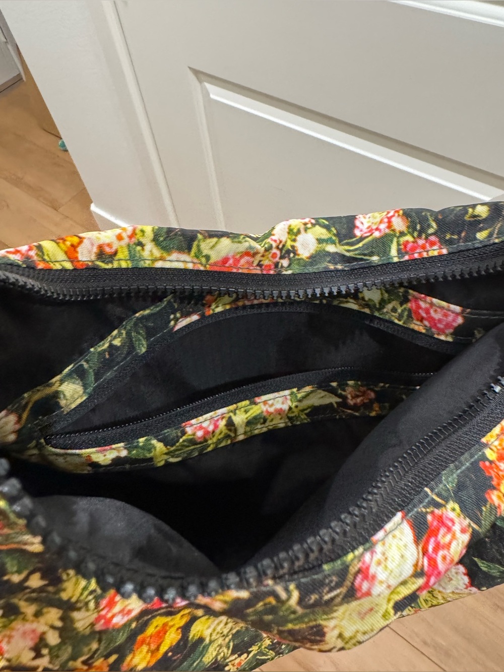BAGGU Lantana Nylon Shoulder Bag - Picture 5 of 5